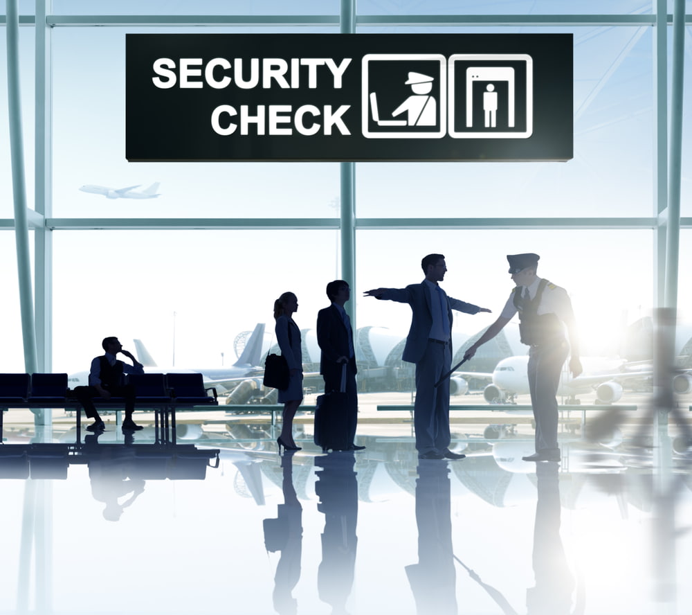 4 Ways to Go Through Airport Security Smoothly