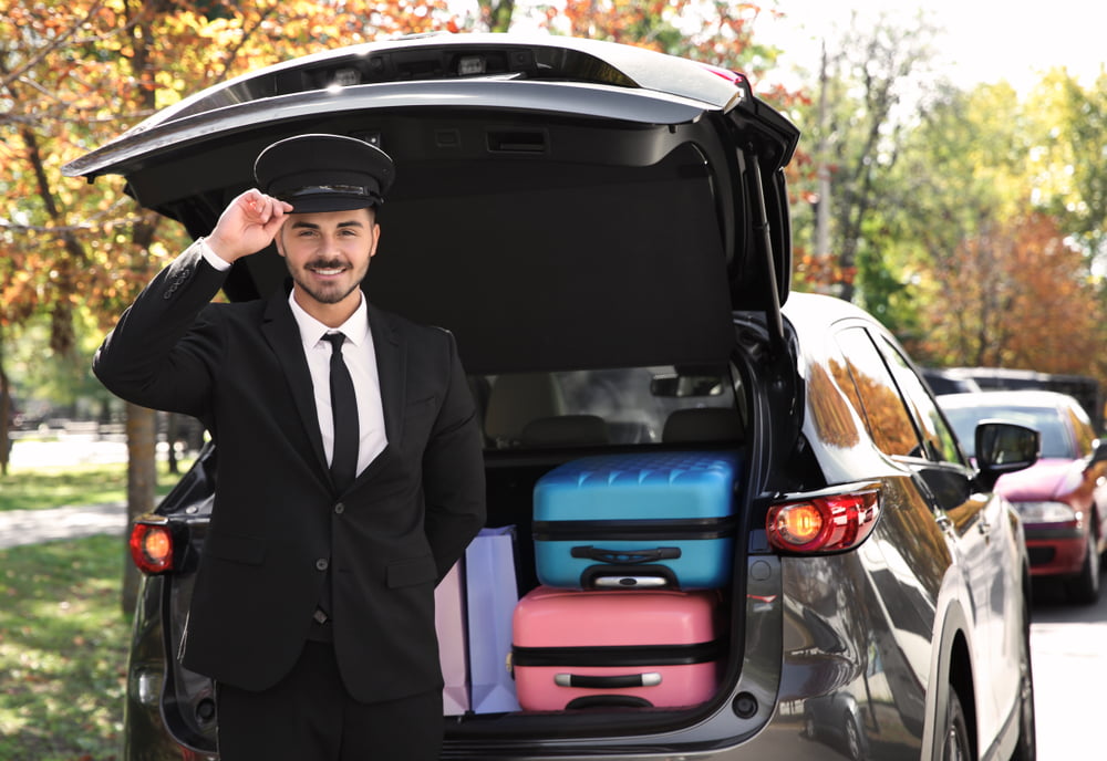 Top 5 Benefits of Using a Professional Car Service
