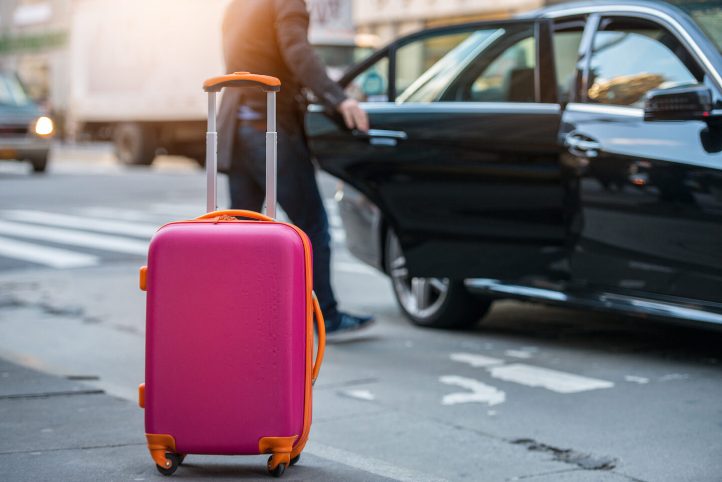 Top 6 Benefits of Hiring an Airport Car Service